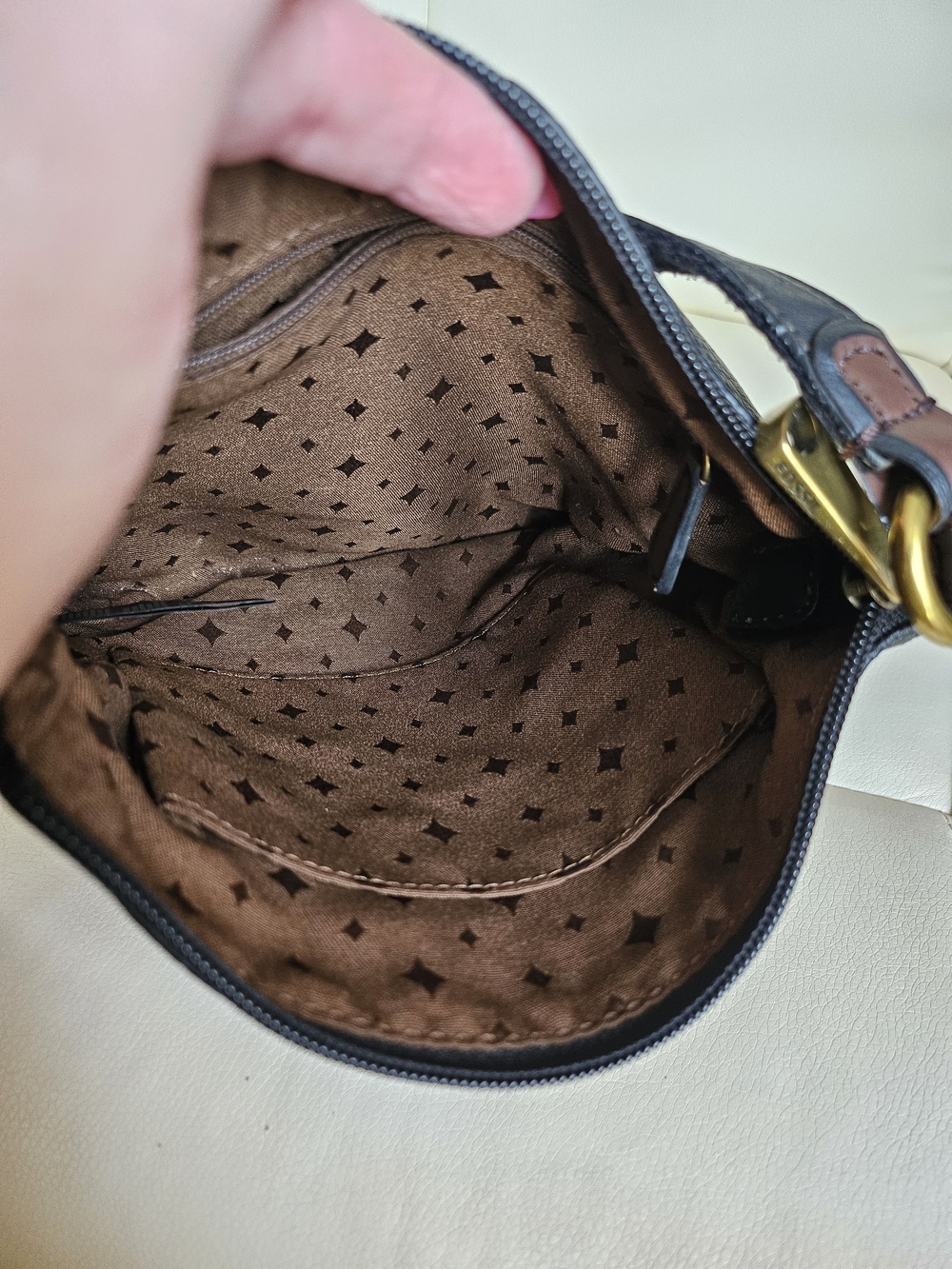 Fossil Black Leather Crossbody Bag - Picture 2 of 10